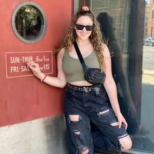 Meet Your Posher | Casey